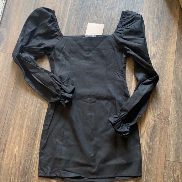 TALK FLIRTY BLACK BUTTON DRESS - Picture 4 of 6